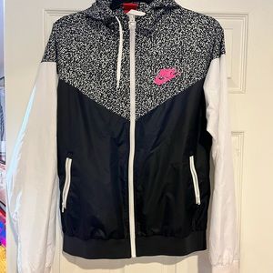 Nike windbreaker size large